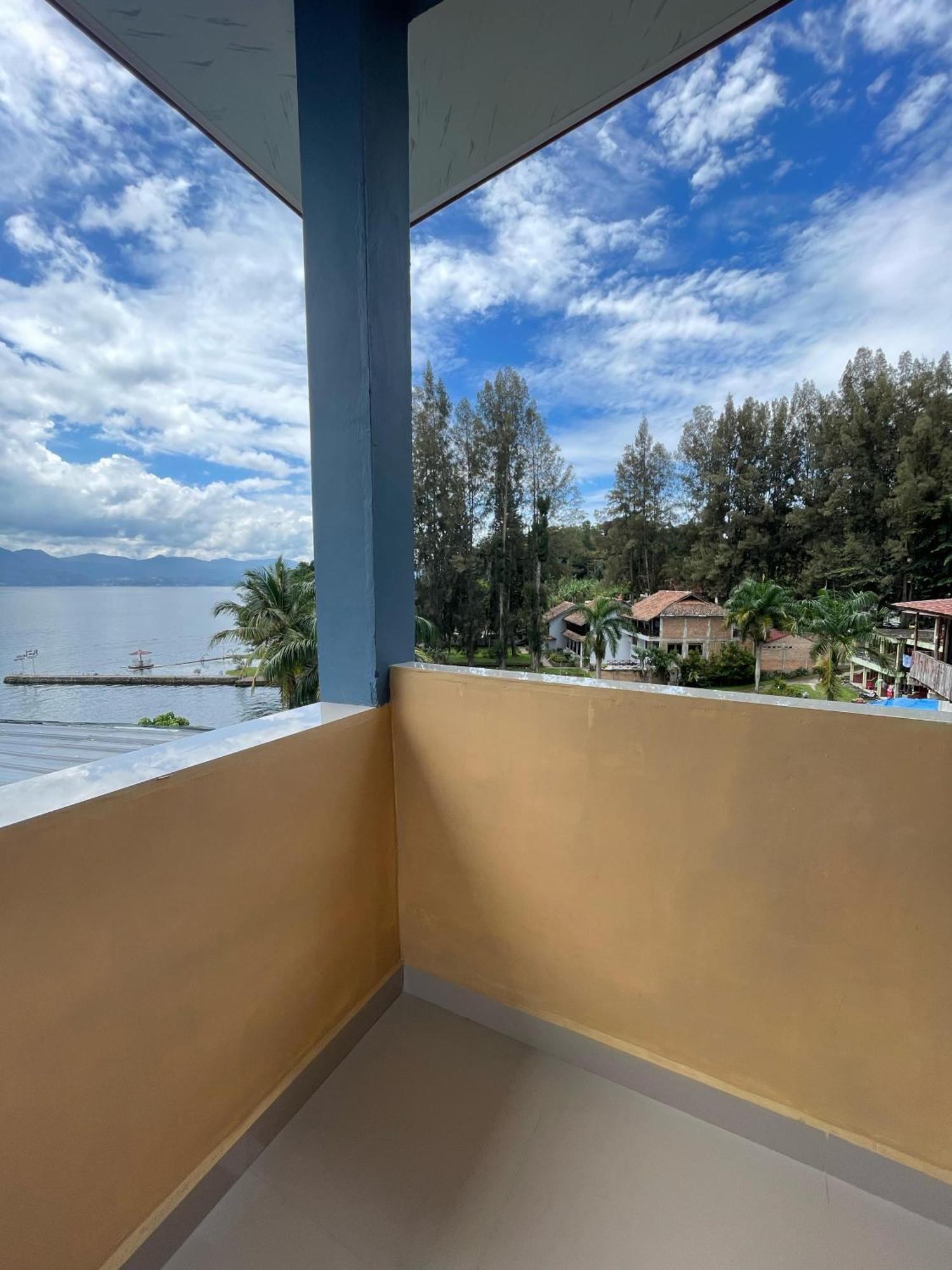 Maruba Inn Tuk Tuk Exteriér fotografie